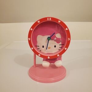 Hello Kitty Swinging Feet Clock